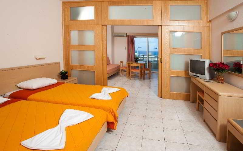 Blue Eyes Aparthotel